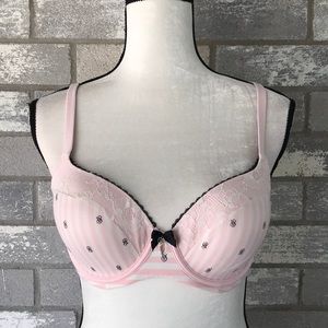 Victoria’s Secret lined Demi bra size 32DD